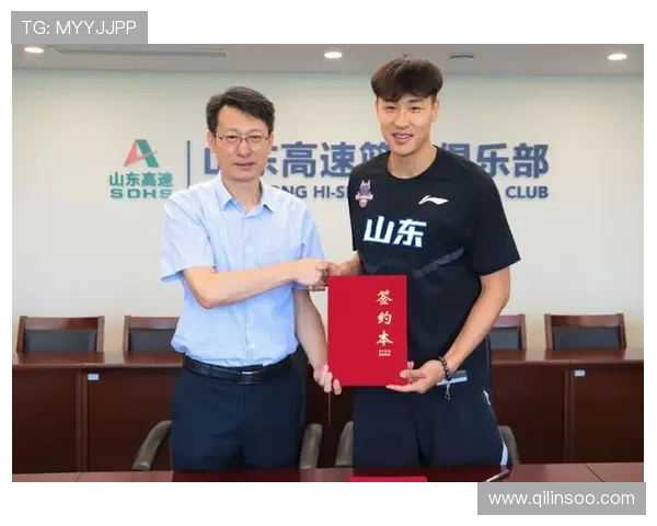 天津男篮与锋线何思雨达成三年C类合同签约协议